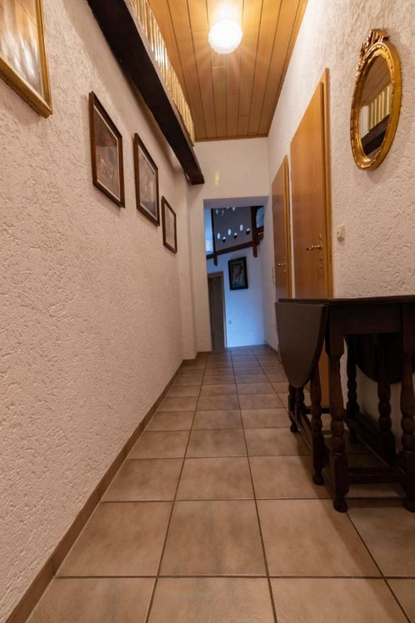 Ferienwohnung Flaemisches Weinhaus Wintrich Ngoại thất bức ảnh